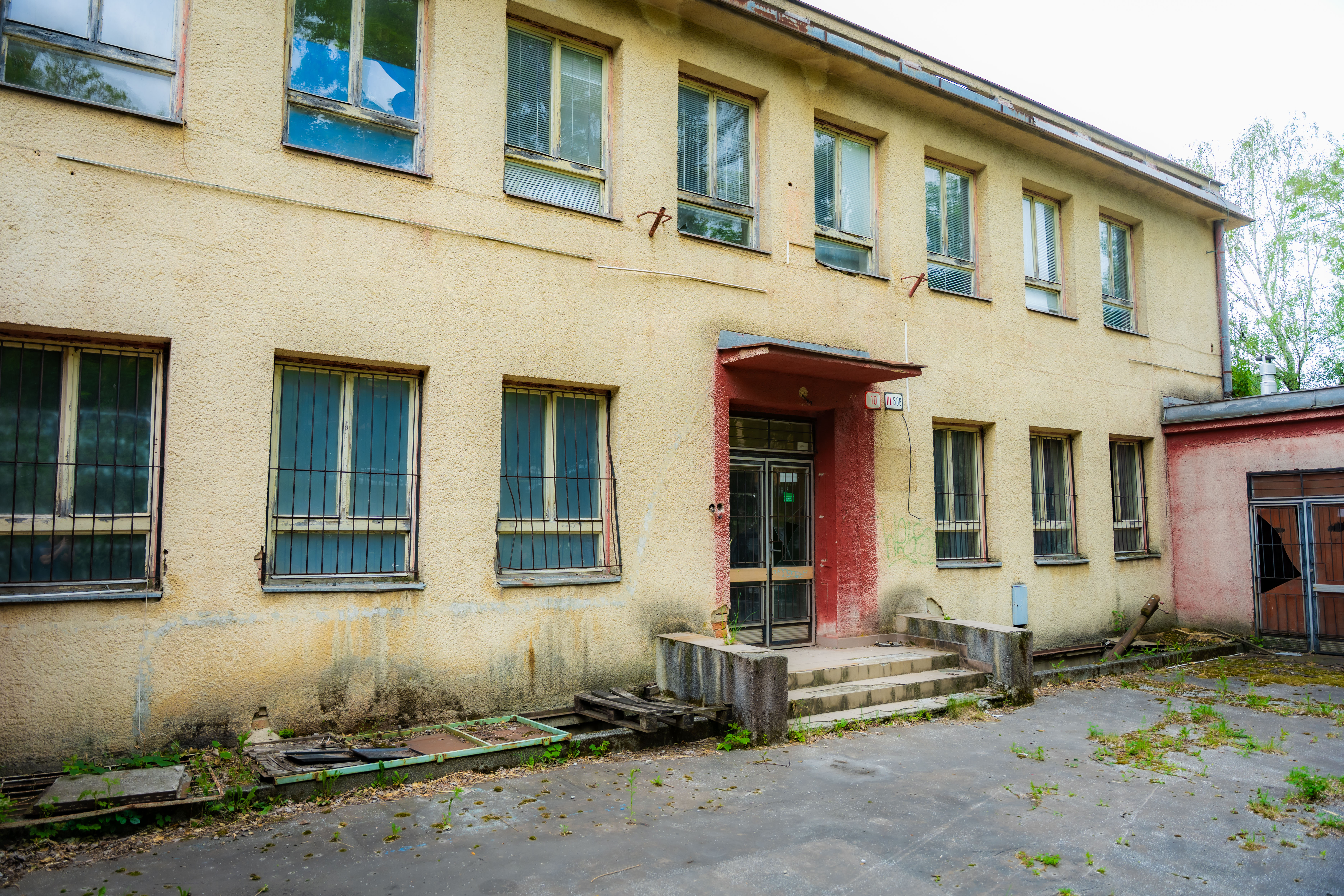 Poklepanie zakladneho kamena - Rekonstrukcia budovy pre seniorov-1-31